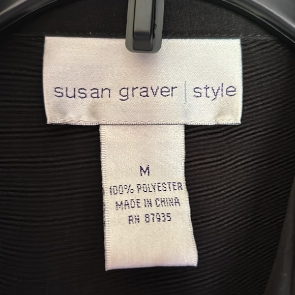 Susan Graver black blouse in great condition - Picture 4 of 4